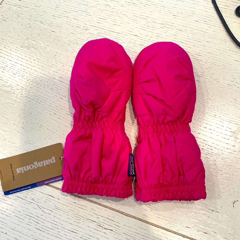 Patagonia baby mittens